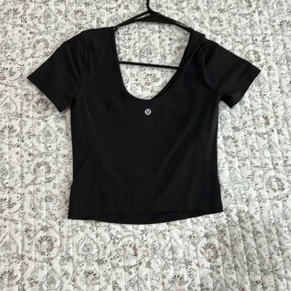 Lululemon Top (Size 4) Barely Used! - Picture 2 of 2